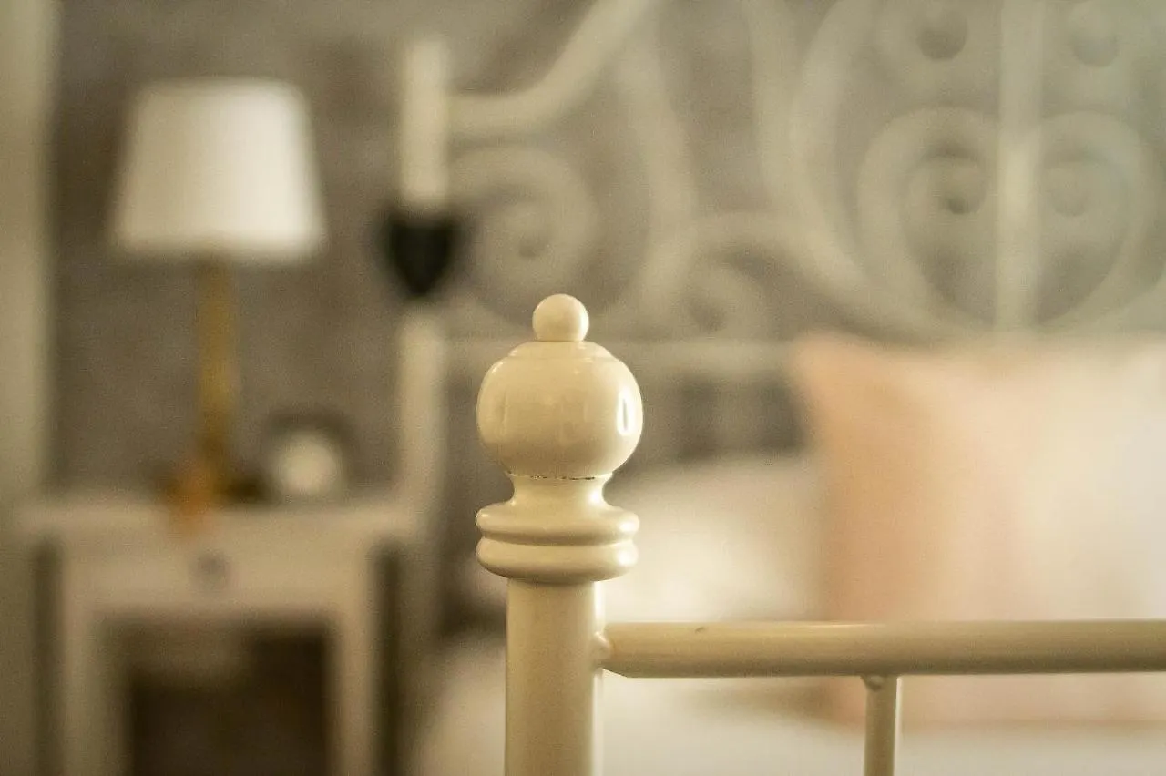 אלגהרו Guest House Camilla